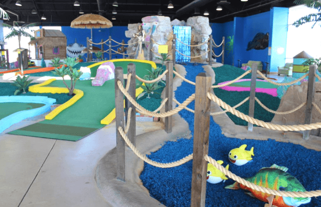 Coral Reef Indoor Mini Golf in Branson, Missouri